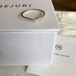 Mejuri Wishbone Ring